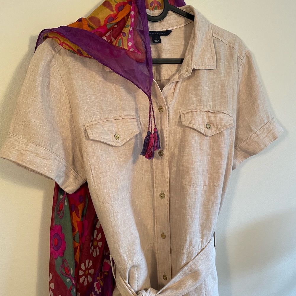 Classic dress! Very good condition. Tommy Hilfiger. Medium. 100% linen.